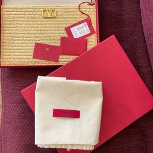 Valentino Garavani woven pouch